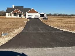 Best Asphalt Driveway Installation  in Adamsville, AL